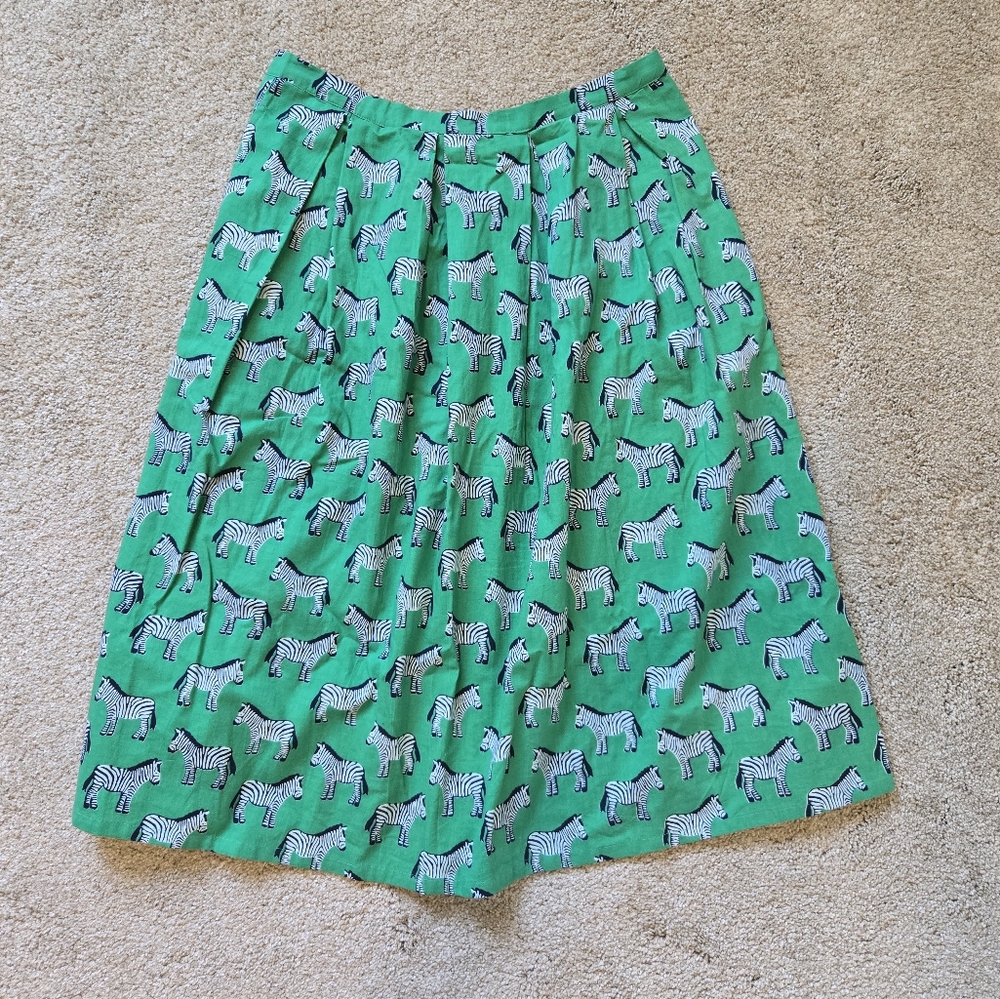 ModCloth/Compania Fantastica Sahara Character Green Zebra Skirt Size L - Picture 8 of 14